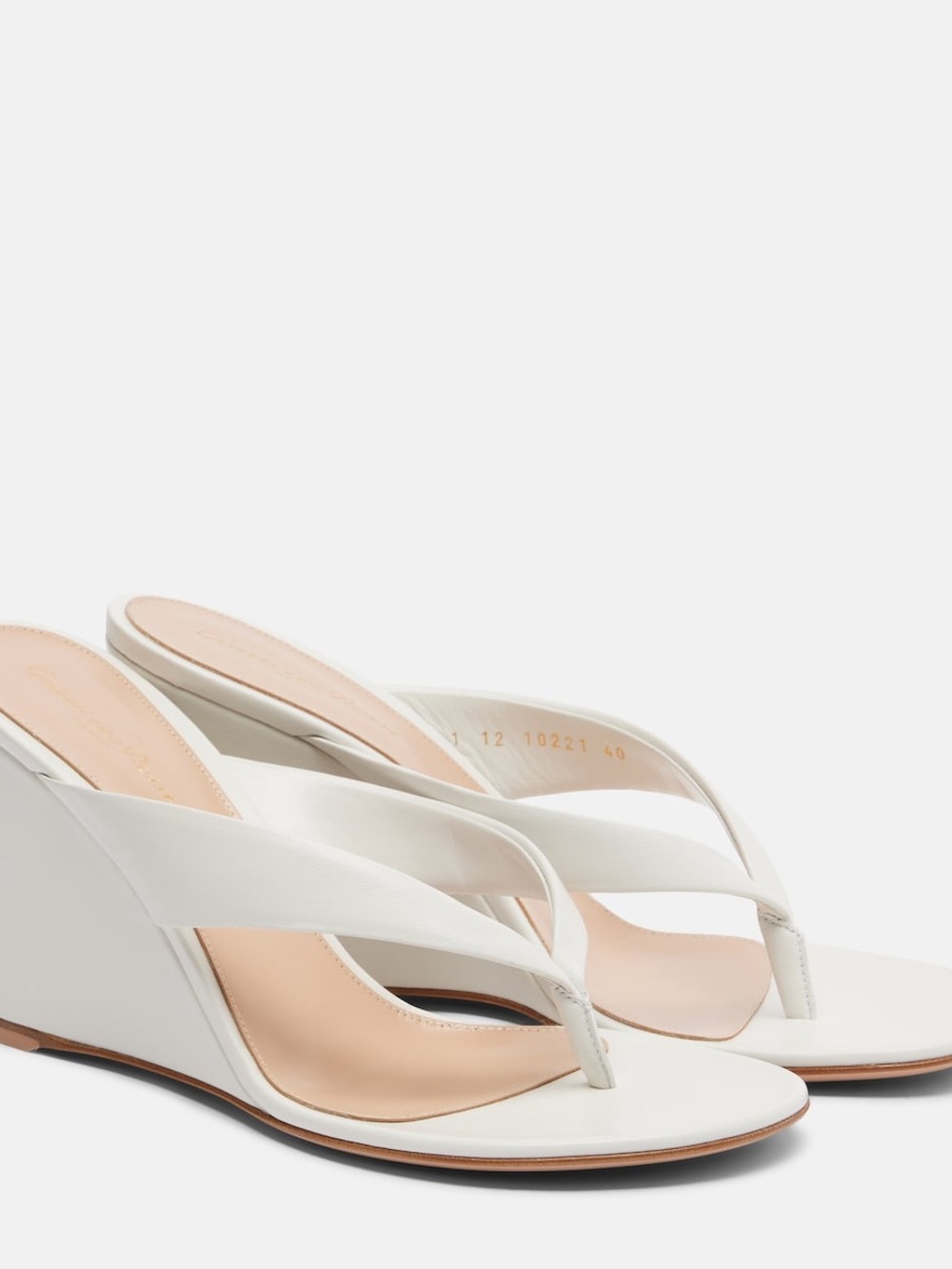 Gianvito Rossi Off White Leather Wedge Thong Sandals